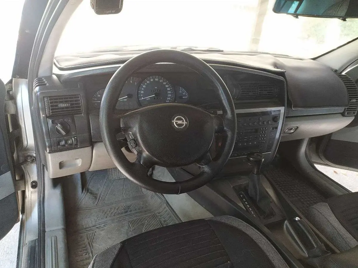 Продается OPEL OMEGA B 2.6, автомат