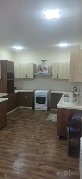 Продаётся дом  в Бектемирском районе 3 комнаты 2.3 сотки