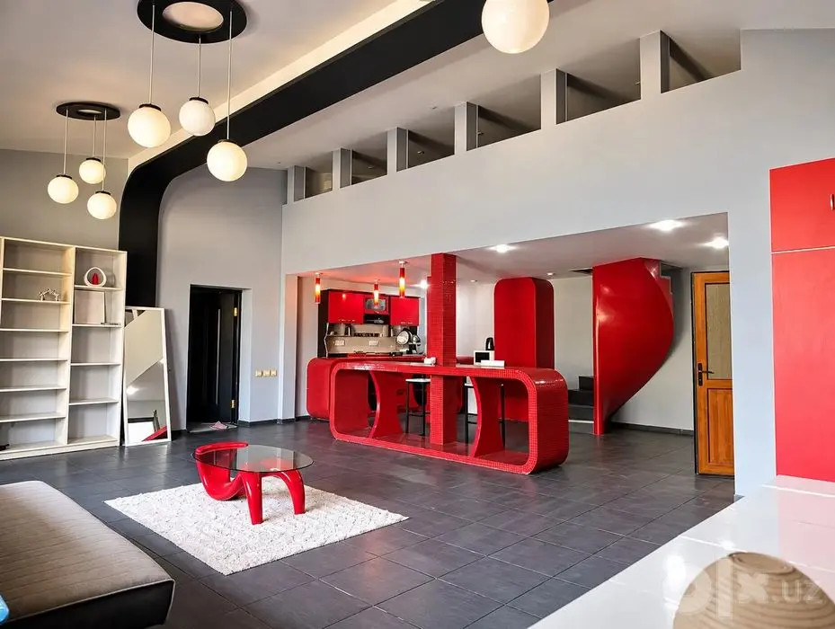 Сдаётся 2-комн Луначарское ш., 150 м²