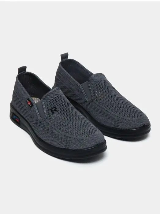 Krasofka 130.000 skichers Velikan oyoq kiym