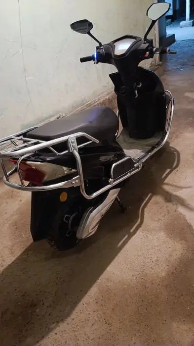 Skuter sotiladi holati yaxshi