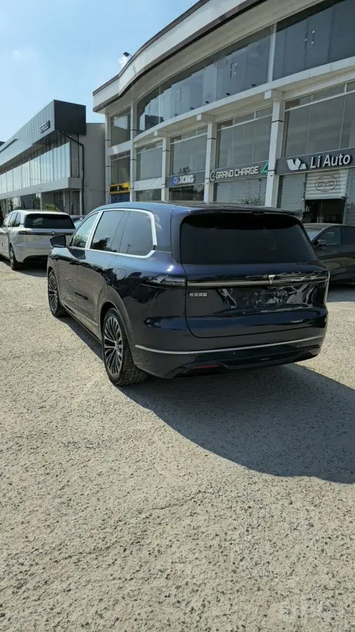 Deepal S09 Ultra+ Kumushga oq qoraga oq siniyga oq