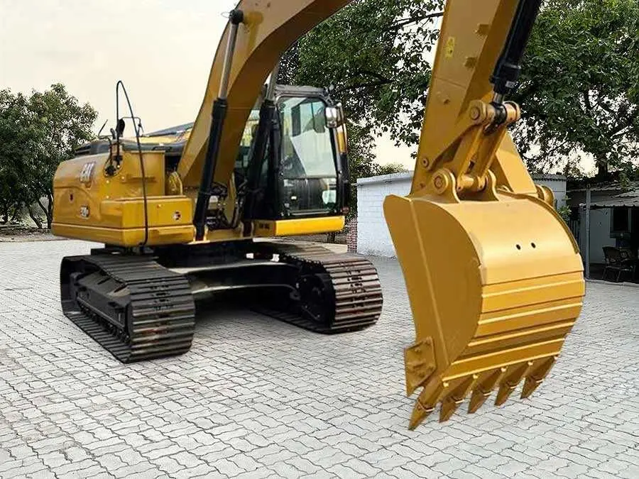 Янги Занжирли экскаватор СAT 330GС_2,12m3