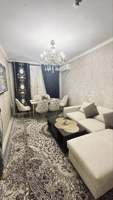 Olmos mahalla yashnobod 3 honali kvartira srochno sotiladi