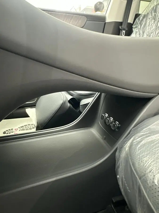 Leapmotor C11 640KM Elektr Luxury Lidar Restayling 3 yil kafolat 33100