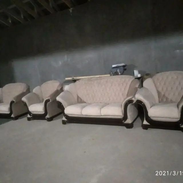 Restavratsiya yumshoq mebil