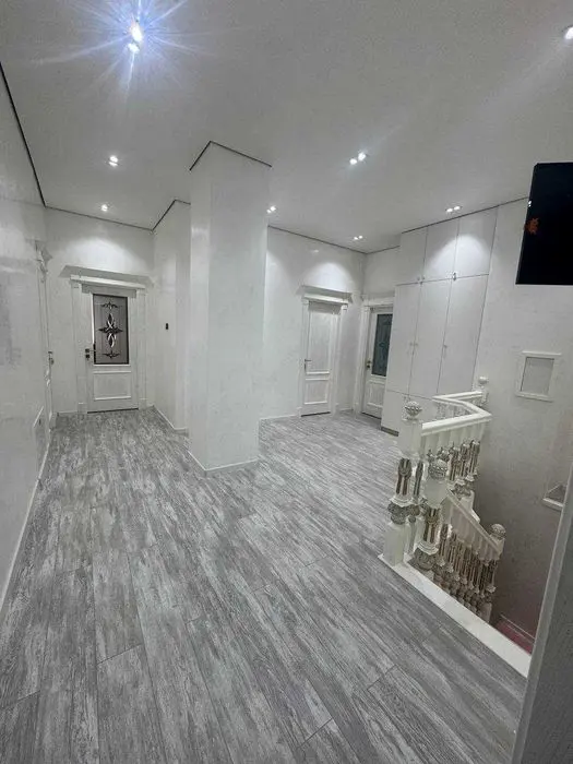 Qushbegida 2 qavatli duplex 150 m² sotiladi