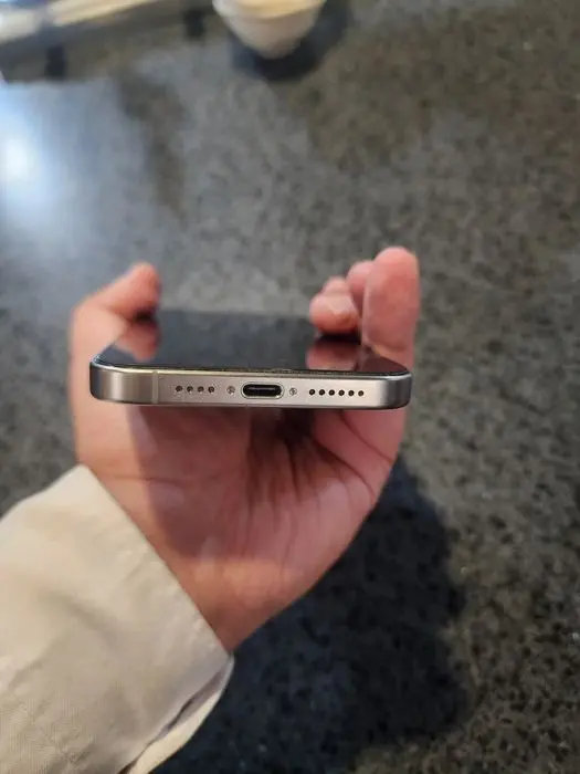 iPhone 15pro max sotiladi
