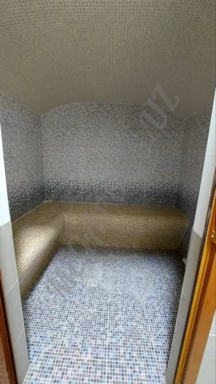 Сдается 6 ком квартира Дуплекс 7-8 этаж с лифтом.