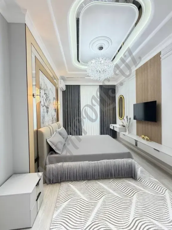 Продаю в центре свою 4 ком квартиры в новостройке