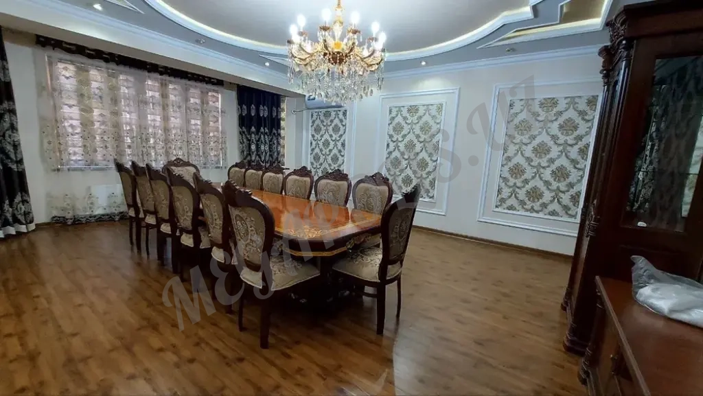 Сдается 6 ком квартира Дуплекс 7-8 этаж с лифтом.