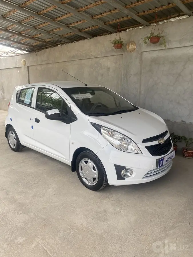 Chevrolet Spark 2013.  2 pozitsiya