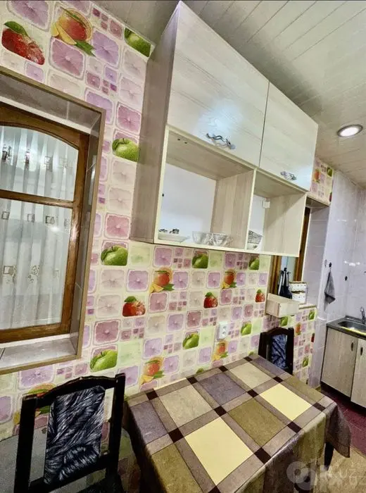 Продаётся квартира чиланзар , алгоритм , ул Гулистан 76 серия 2в3/2/4