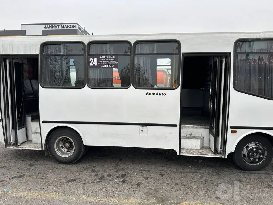 Isuzu aftobus sotiladi