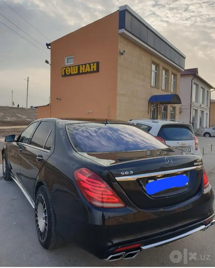 Мерседес W 222 Maybach