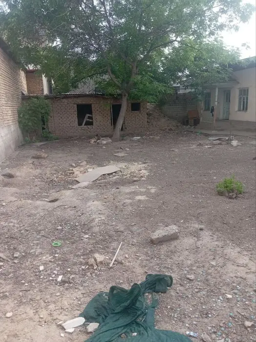 Yer sotiladi Toshkent shaxar Olmazor tumani Allon mahala