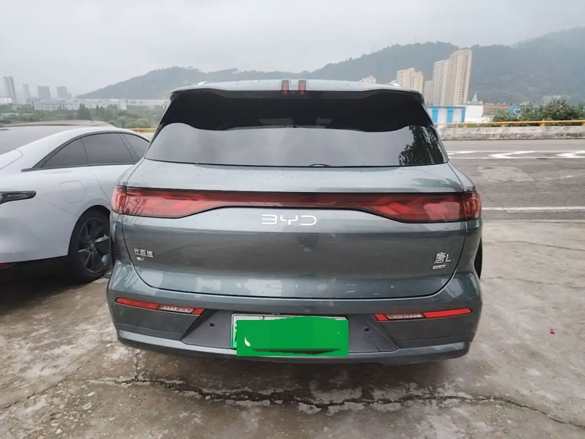 BYD Tang L, 670km Flagship