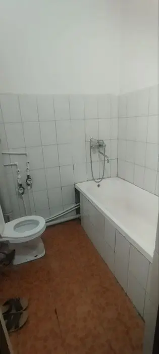 Tinchlik plaza yoni 1xona 1etaj 1800