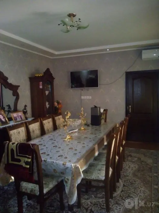 Srochna uy sotiladi