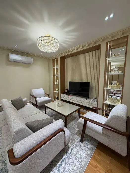 Продается Квартира на Ц-1. 3/1/4. ор: кафе Экорн.