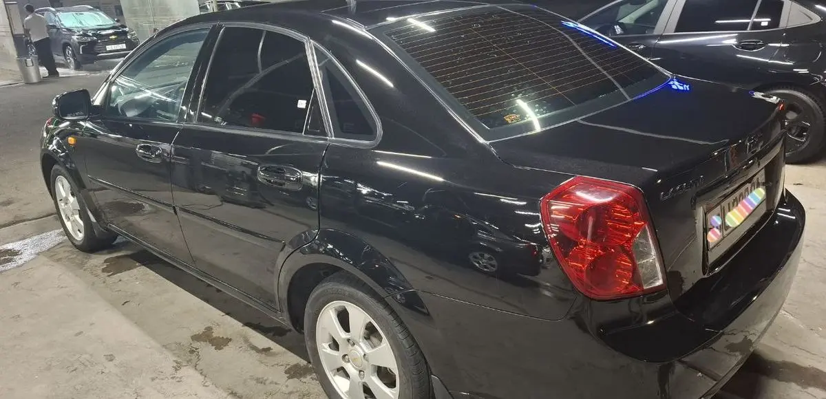 Qora Gentra 2020 Gaz Benz