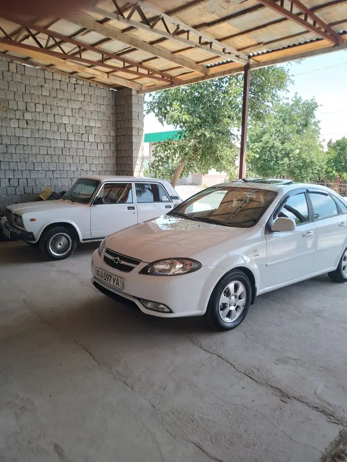 Автомобиль жентра