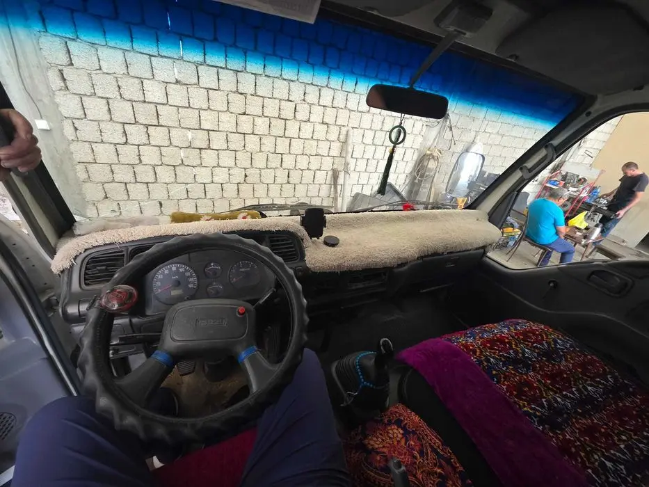 ISUZU NQR 71 PL 5 тн