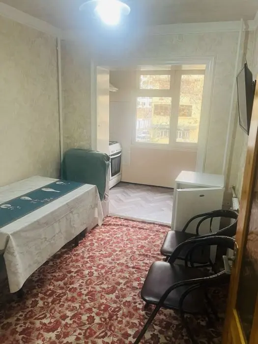 Квартира арендага берилади.Азиз бозорга