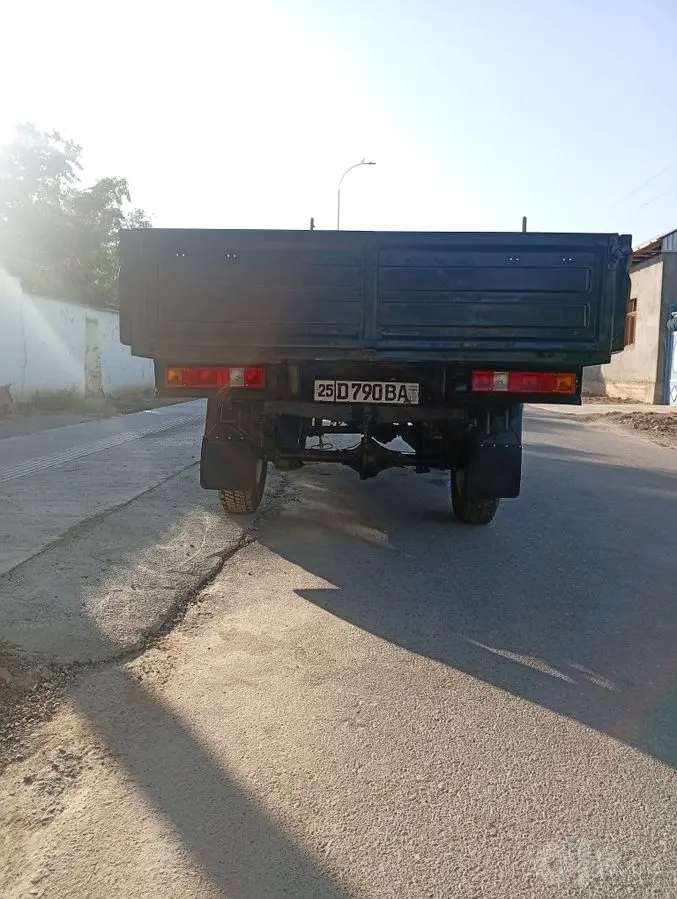Uaz sotiladi yili 1991