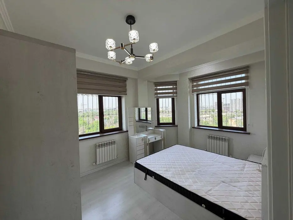 Сдаётся 3х- ком квартира на Массив Лисунова 70м2 За месяц 600$