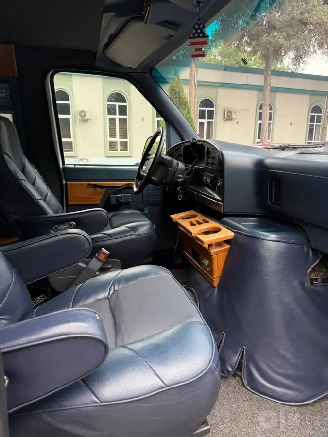 Ford econoline Dom na kolesa