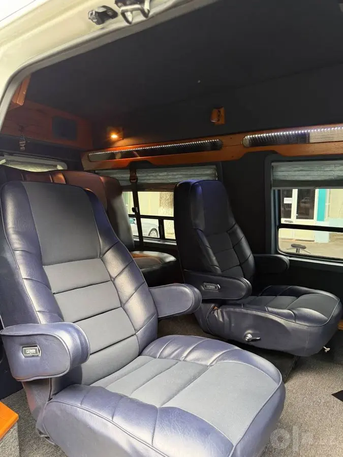 Ford econoline Dom na kolesa