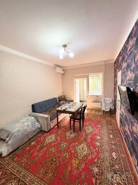Ттз Ахмад-Югнакий Продается квартира 1/2/5 балкон 2х6 ор-р: Карзинка