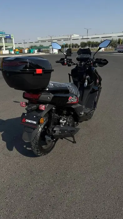 Скутер танк 175 cc / Skuter tank 175 cc