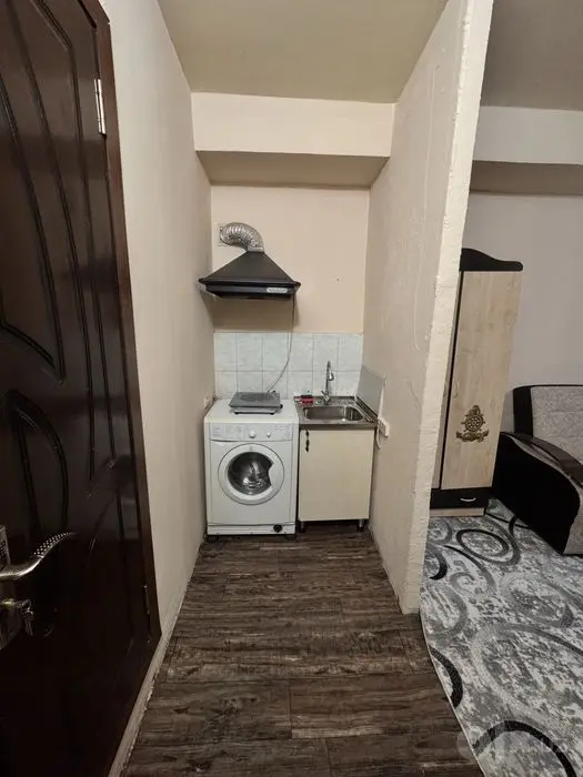Продаётся бывшее общежитие в Яшнобадском районе