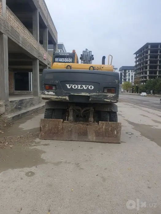 Ekskavator Volvo 145