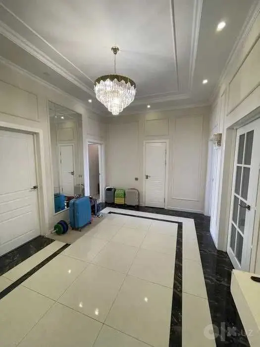 'Яшнабад Vek Stroy 4/4/8, 130 м2, продается квартира.