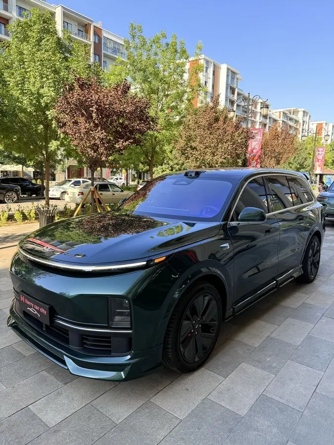 Lixiang L9 ultra polniy broniy