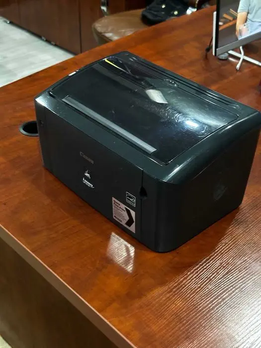 Canon i-SENSYS LBP3010B принтер / Canon lazer printer