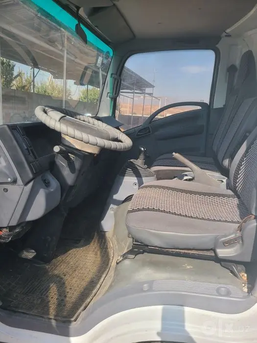 Isuzu 2009й шасси холда сотилади