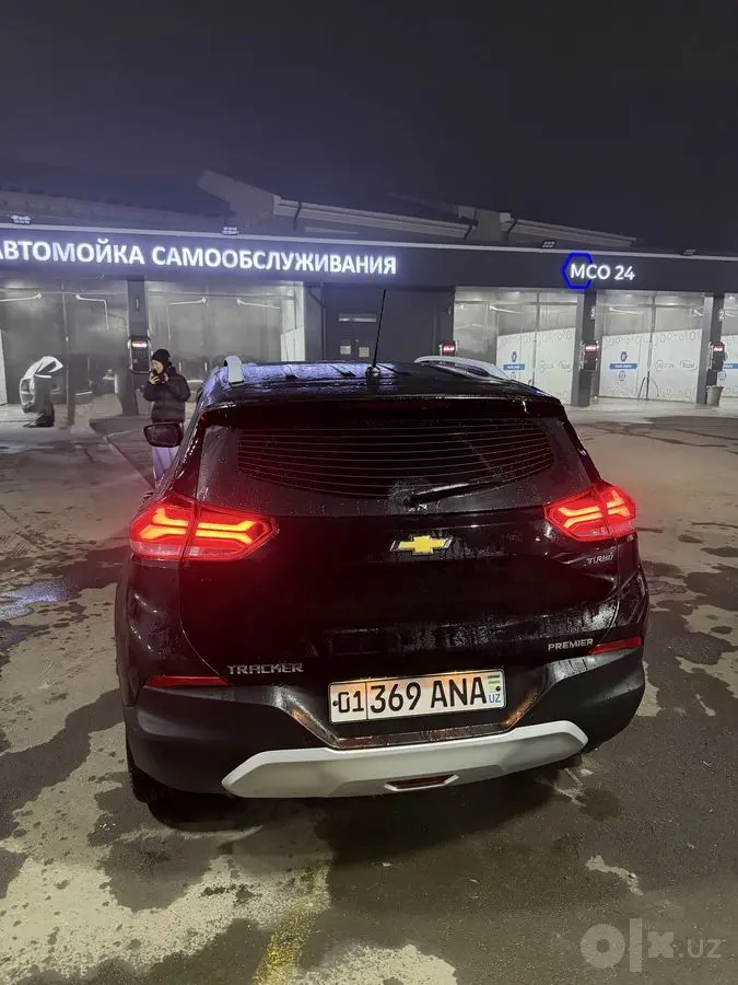 Chevrolet Tracker Premier — максимальная комплектация, один владелец