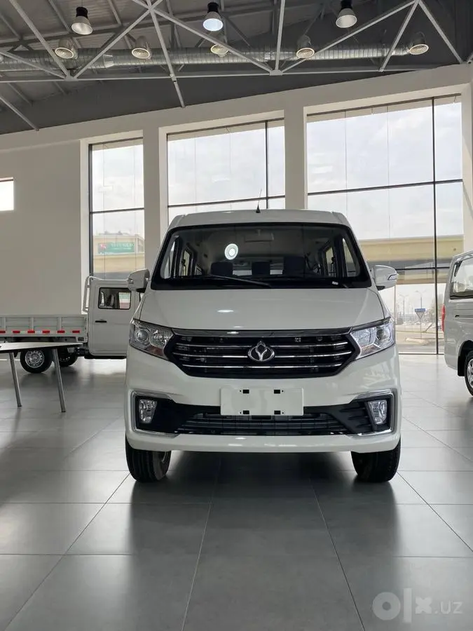 CHANGAN KYC Минивэн, 9-мест