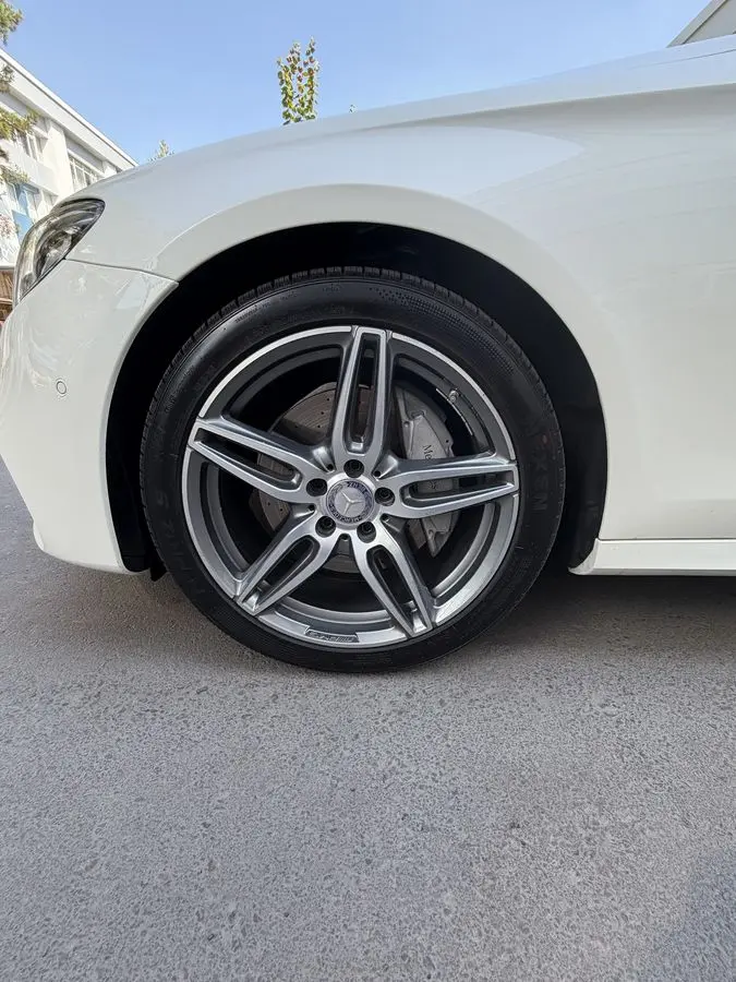 Mercedes Benz W 213 E 200 Sport