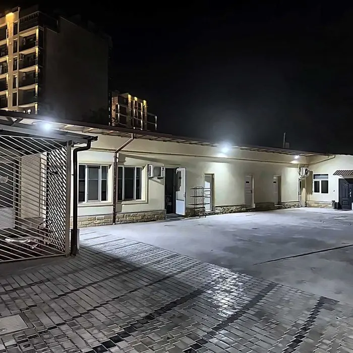 Сдаётся в аренду коммерческое здание 1400 м² на участке 24 сотки