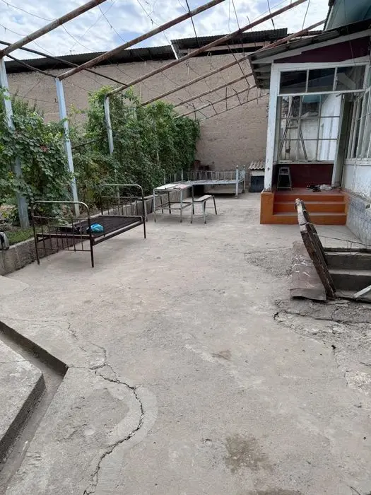 Зангиота, 8 соток ховли сотилади