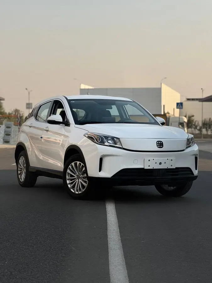 1000$ bosh tulov bilan Dongfeng Landian E3