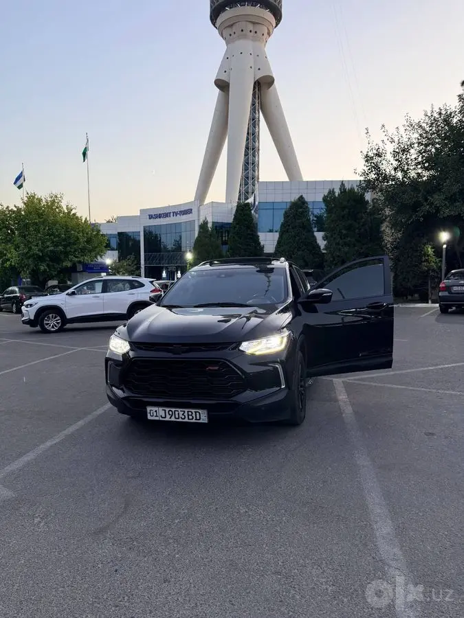 Tracker 2 premier Navarot Qilingan