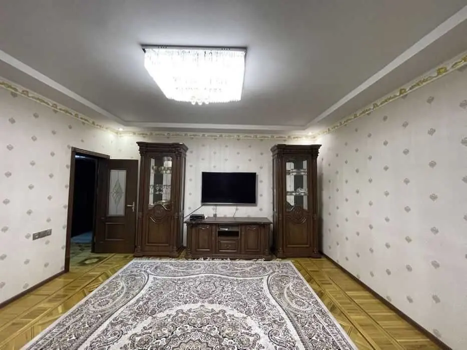 Сдаётся квартира в центре!