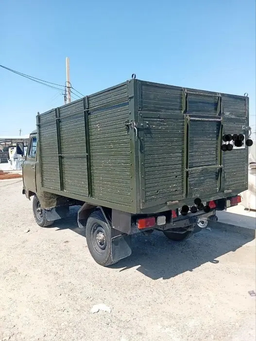 УАЗ 3303 сотилади