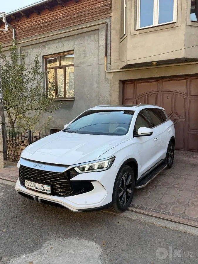 Продается BYD SONG PRO Hybrid 1100 km 2024г.